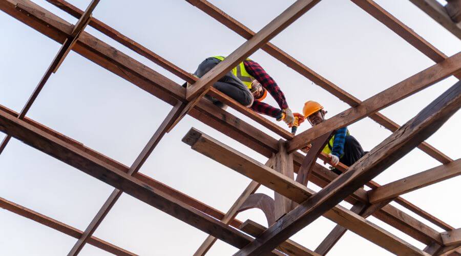 Expert Emergency Roof Repairs services in Grinnell, IA